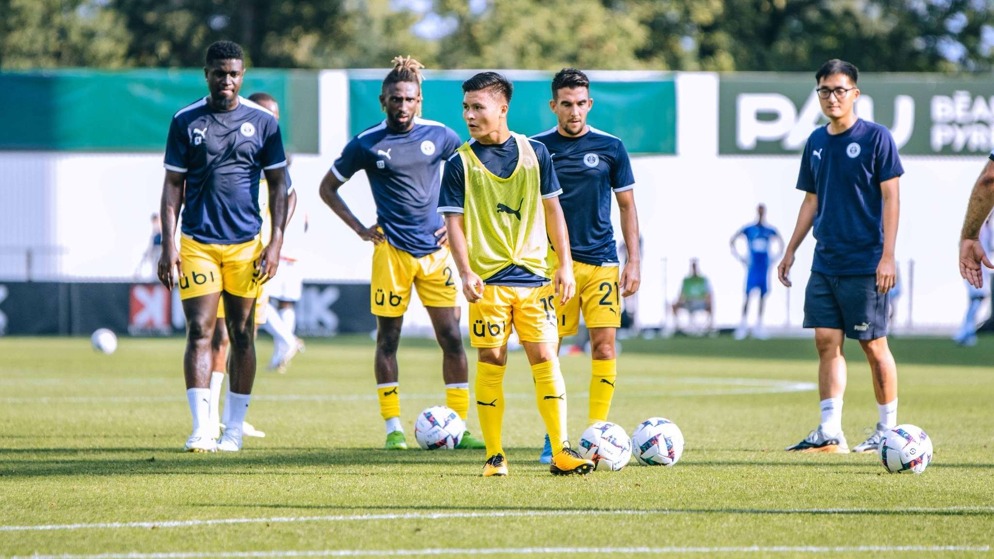 夺得英超冠 夺得英超冠